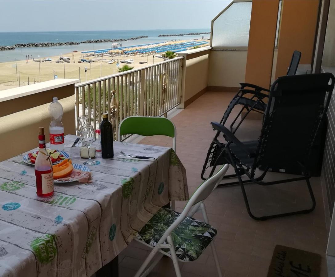 Appartamento Alba Rosa Francavilla Al Mare Exterior photo